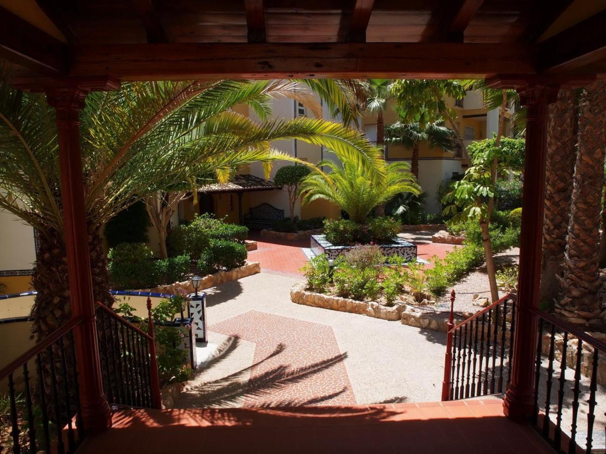 Sunny Apartment Aldea Del Mar Near The Sea Torrevieja Rum bild